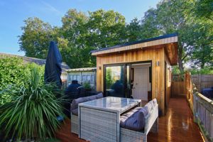 Studio / Office- click for photo gallery